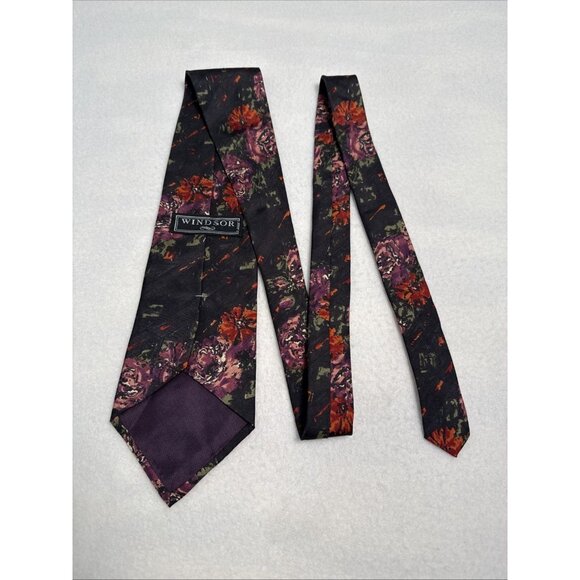 WINDSOR Black, Red, Purple Roses Flowers 100% Italian Slik Neck Tie 56" X 4" - Picture 3 of 7